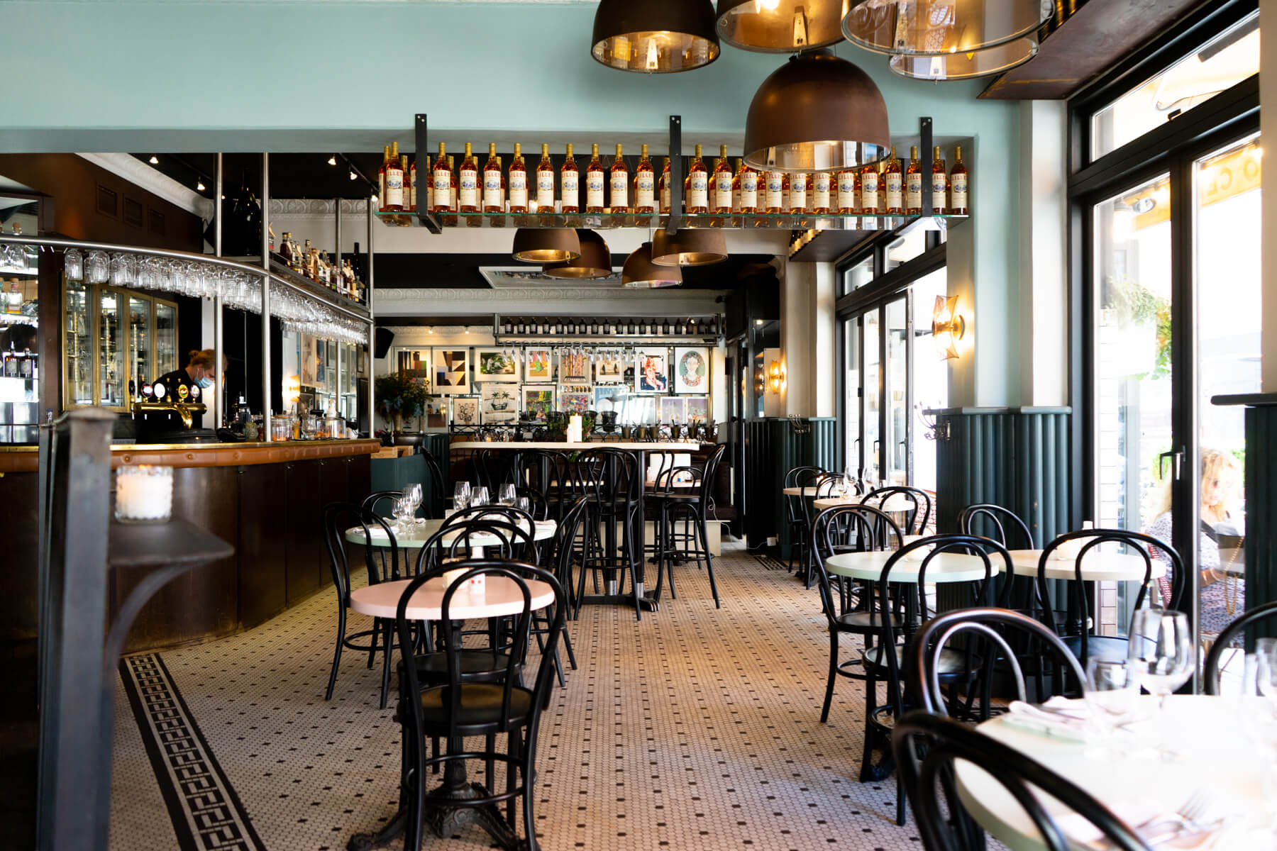 Interiør fra Bistro Central restaurant i København